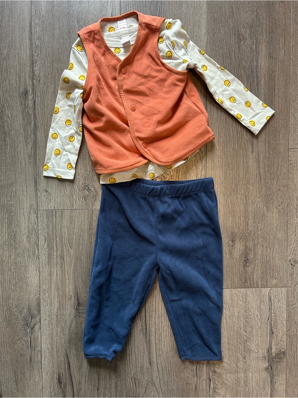 Joe fresh 12/18m 3pc matching set Orange fleece Vest, Smiley Top and Navy Pants